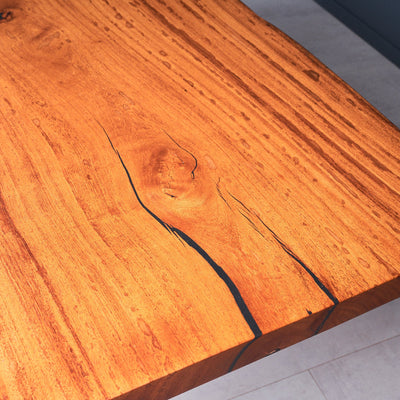 Boomstam Eettafel Basralocus hout