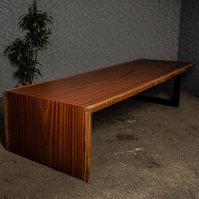 Hardhouten Vergadertafel 348cm lang