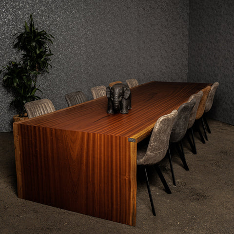 extra lange vergadertafel massief hout