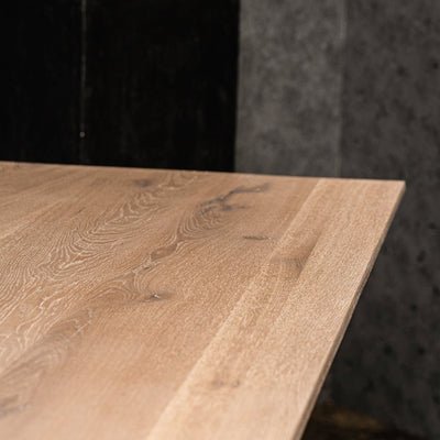 Eiken Wit eettafel met metalen poot